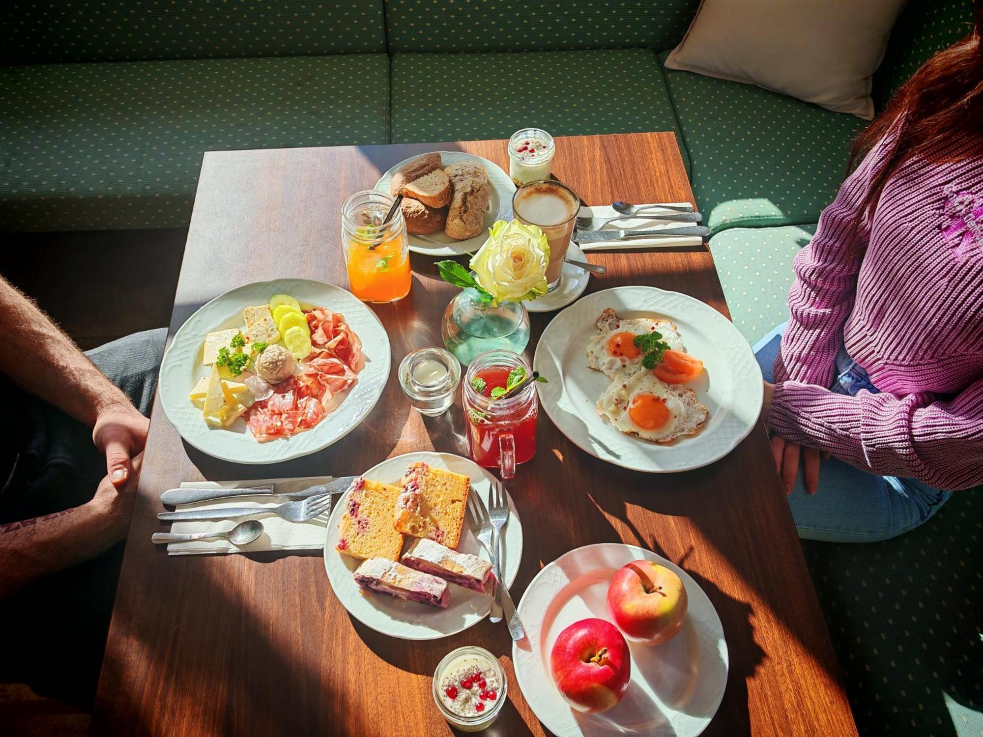 Pohorje Village Wellbeing Resort - Forest Hotel Videc Hočko Pohorje Exteriör bild