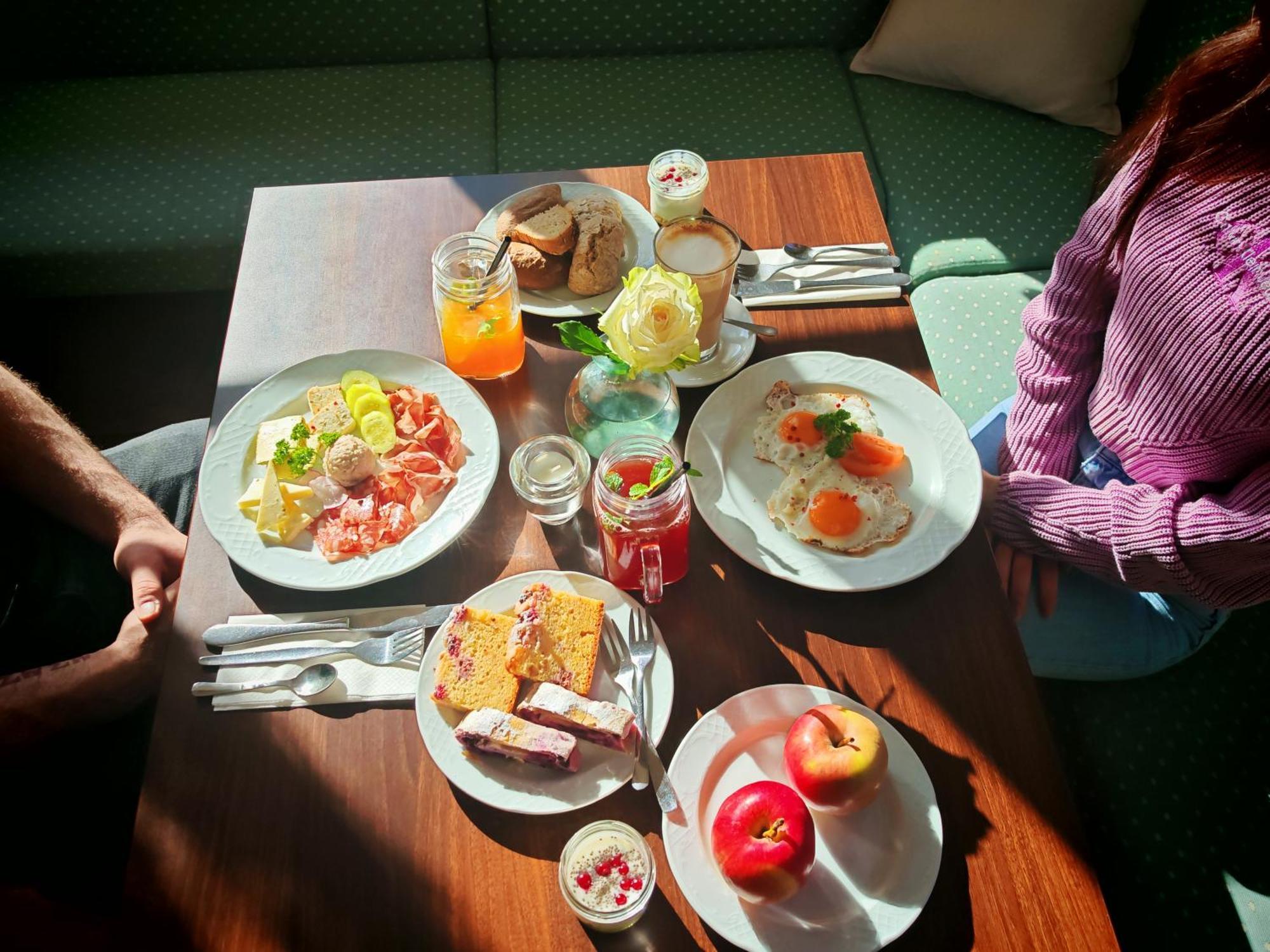 Pohorje Village Wellbeing Resort - Forest Hotel Videc Hočko Pohorje Exteriör bild